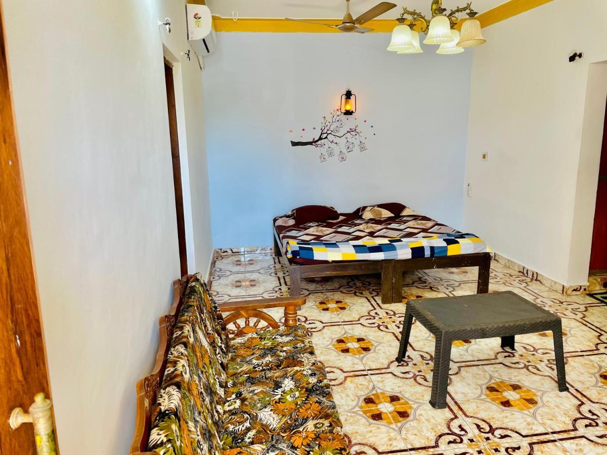 Blue Waves Guest House Calangute Zewnętrze zdjęcie