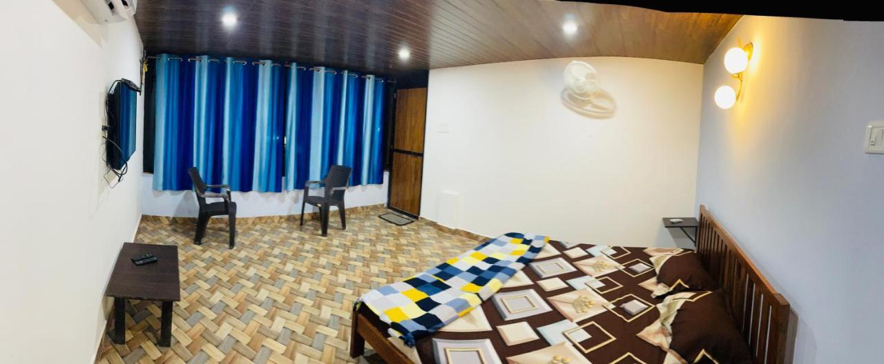 Blue Waves Guest House Calangute Zewnętrze zdjęcie