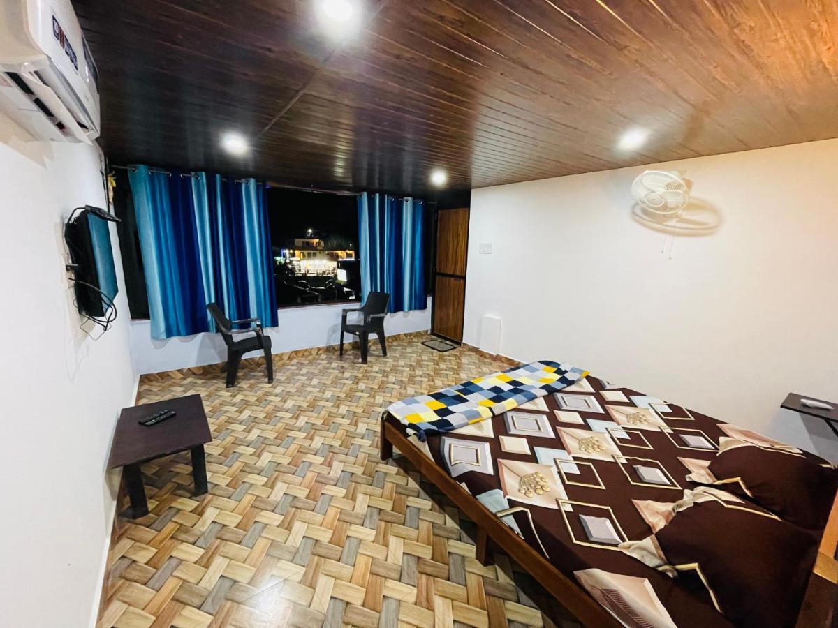Blue Waves Guest House Calangute Zewnętrze zdjęcie