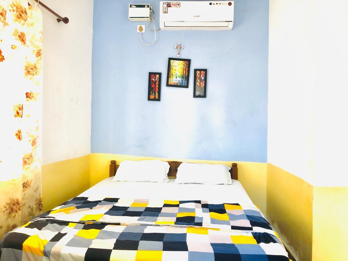Blue Waves Guest House Calangute Zewnętrze zdjęcie